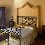 Il Castello Dei Principi Sanseverino