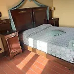 Il Castello Dei Principi Sanseverino Otel 4*