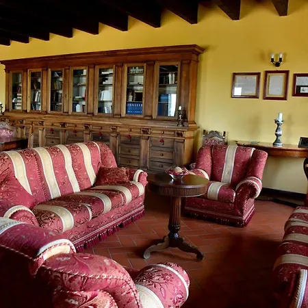 Il Castello Dei Principi Sanseverino