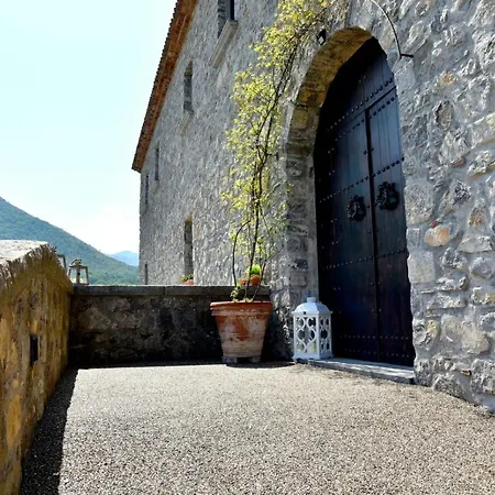 Il Castello Dei Principi Sanseverino Otel