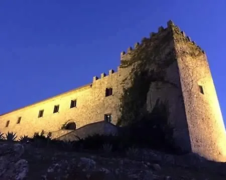 Il Castello Dei Principi Sanseverino