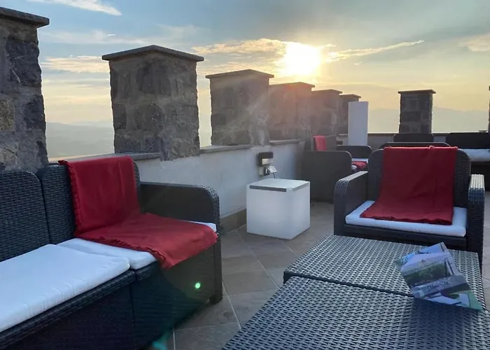 Il Castello Dei Principi Sanseverino Viggianello