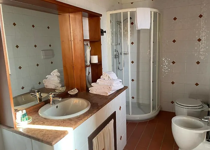 Il Castello Dei Principi Sanseverino Otel 4*