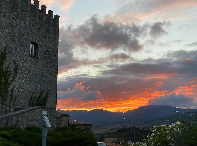 Il Castello Dei Principi Sanseverino Hotel Viggianello