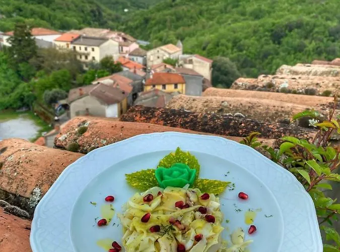 Il Castello Dei Principi Sanseverino 4* Viggianello