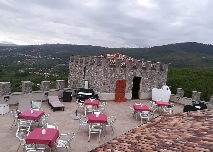 Il Castello Dei Principi Sanseverino